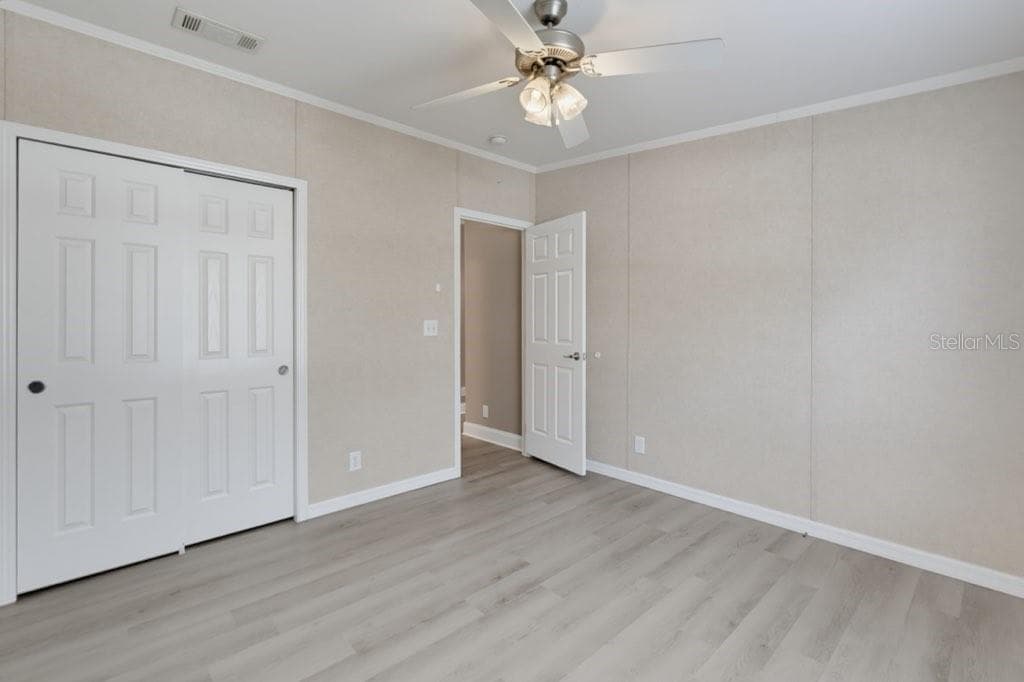 2516 MOBILAIRE DRIVE — photo 25 of 58