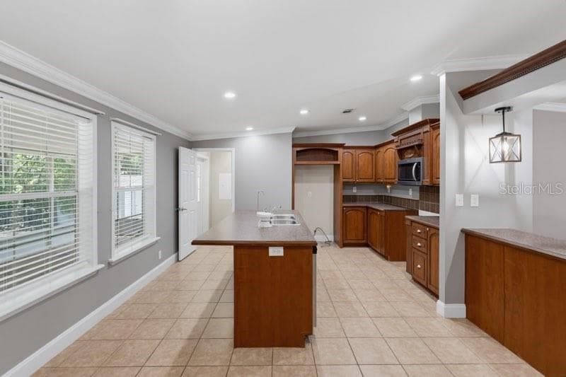 2516 MOBILAIRE DRIVE — photo 14 of 58