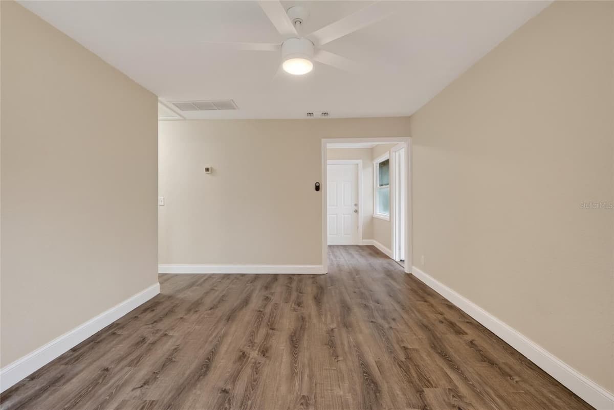 2525 21ST STREET — photo 10 of 41