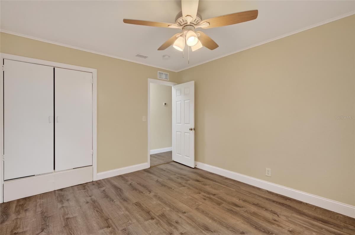 2525 21ST STREET — photo 17 of 41