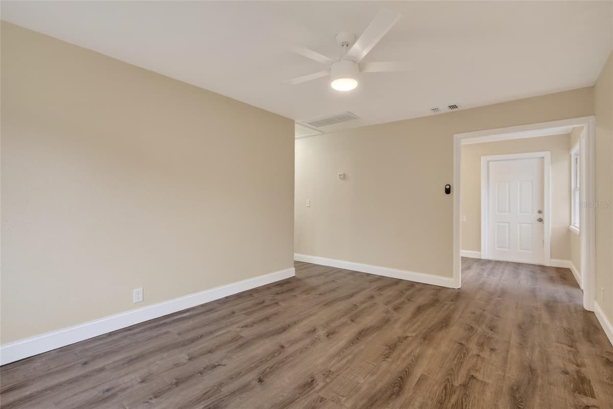 2525 21ST STREET — photo 18 of 41