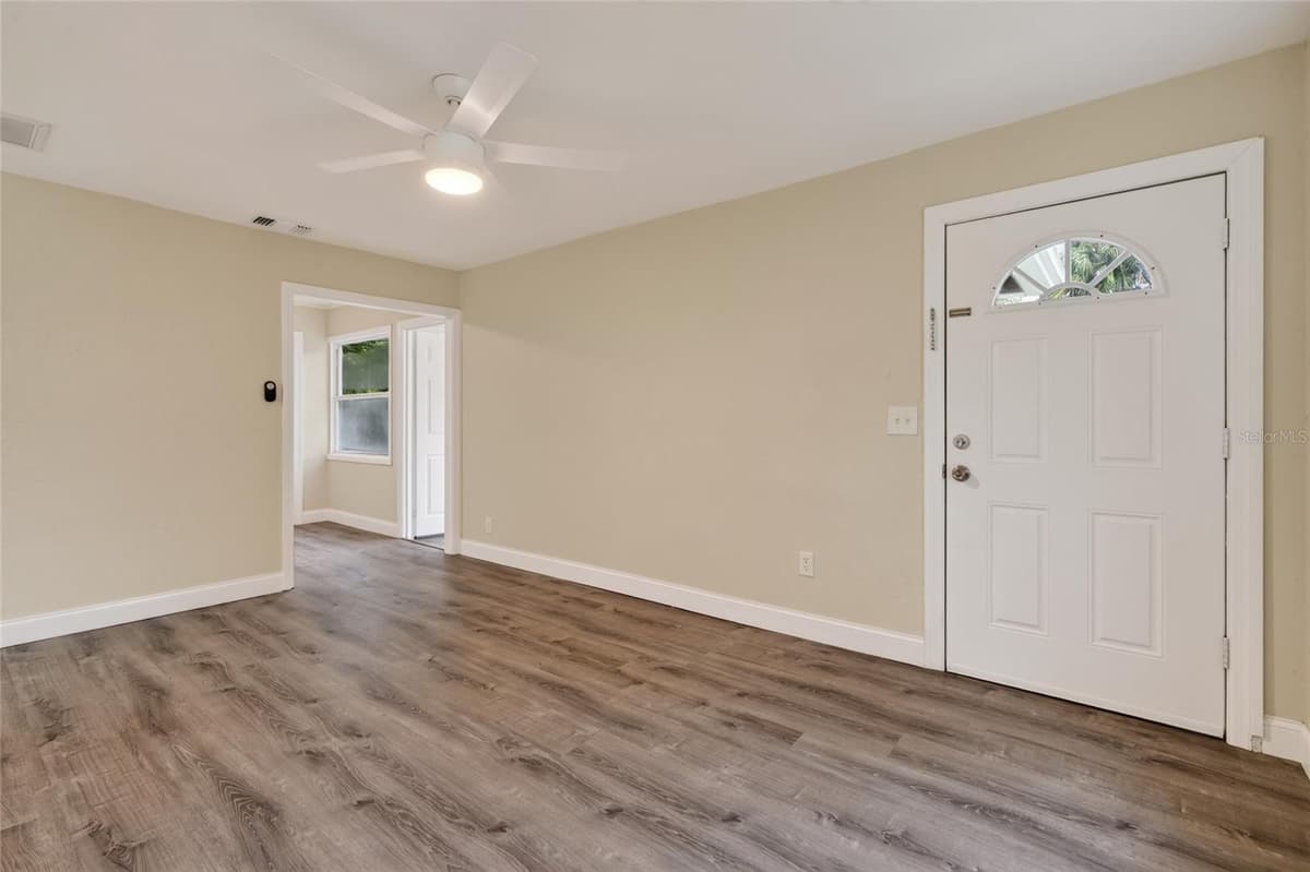 2525 21ST STREET — photo 6 of 41