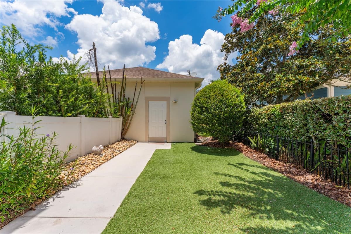 1037 OLD BLUSH RD — photo 25 of 31