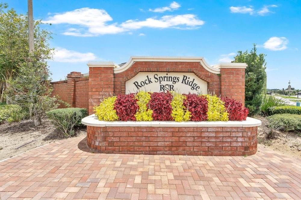 1086 ROCK CREEK STREET — photo 4 of 35