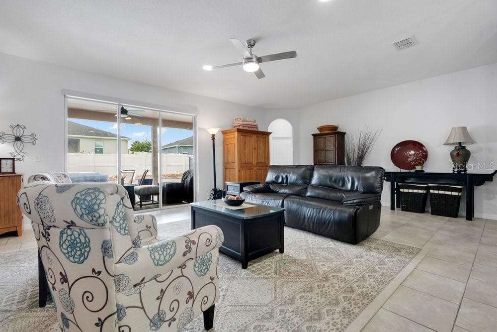 1086 ROCK CREEK STREET — photo 11 of 35