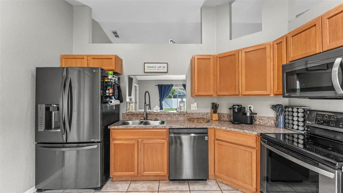 1320 NORMANDY HEIGHTS CIRCLE — photo 3 of 22