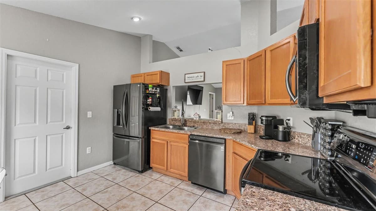 1320 NORMANDY HEIGHTS CIRCLE — photo 4 of 22