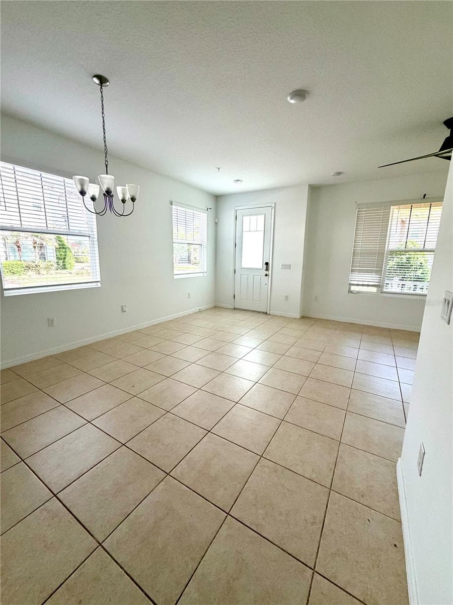 9987 RANDAL WALK STREET — photo 4 of 12