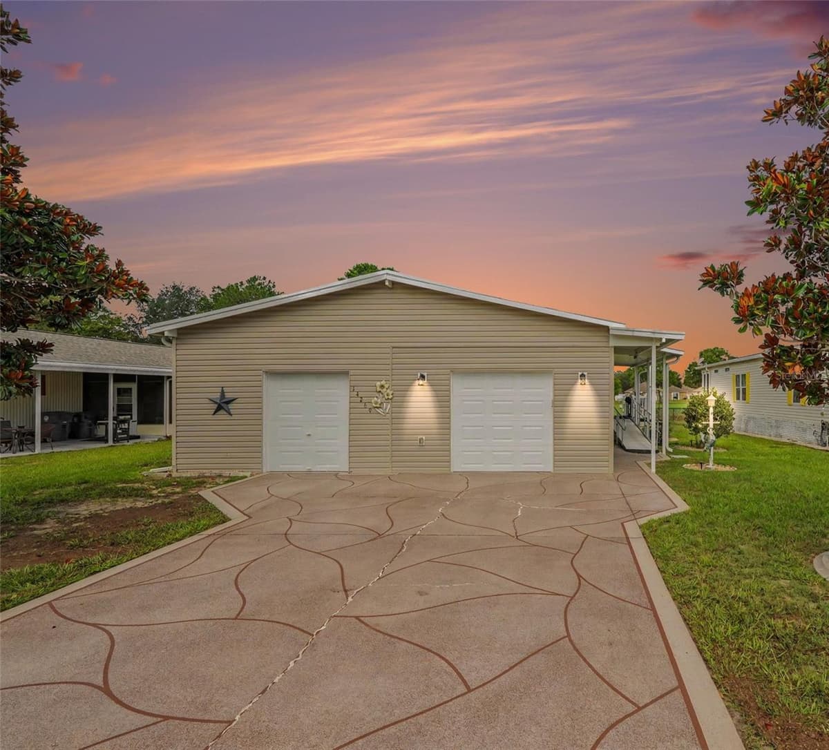 14269 RIALTO AVENUE — photo 1 of 39