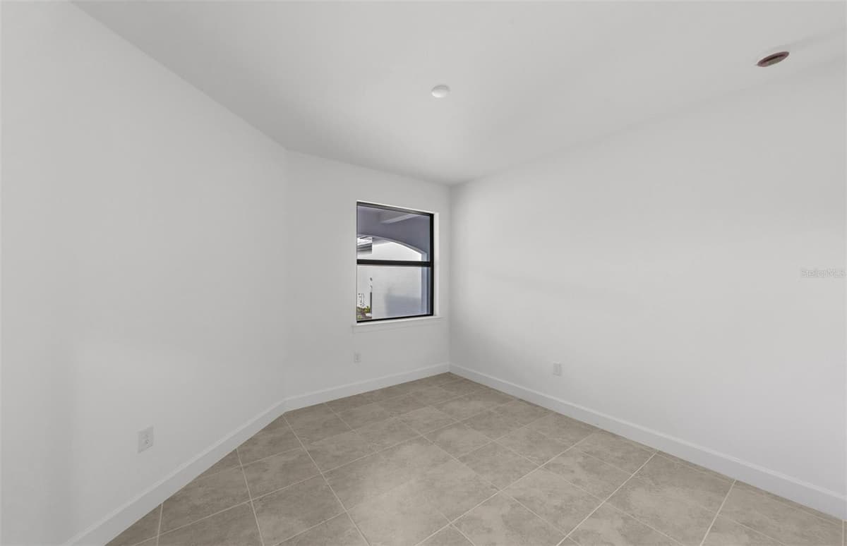 14864 MISTY POND LOOP — photo 11 of 30
