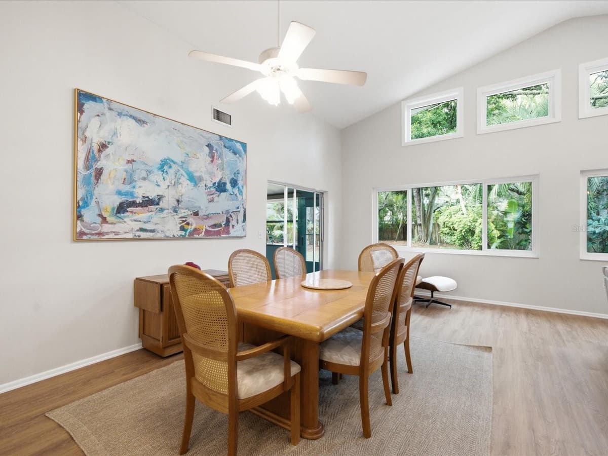 419 WAYFARER COURT — photo 8 of 24