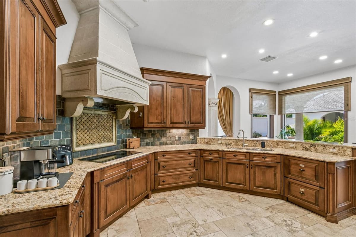 13250 BELLARIA CIRCLE — photo 23 of 99