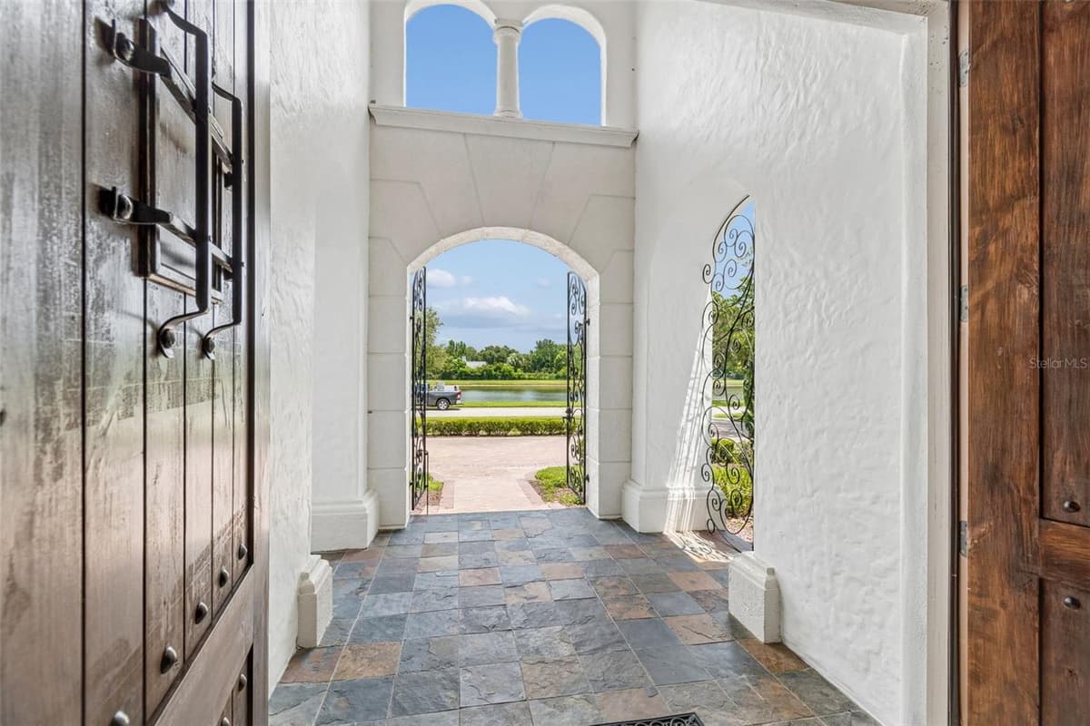 13250 BELLARIA CIRCLE — photo 8 of 99