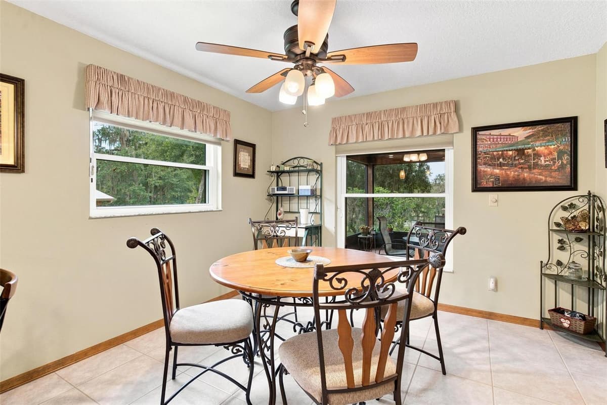 38700 LAKEVIEW DRIVE — photo 33 of 63