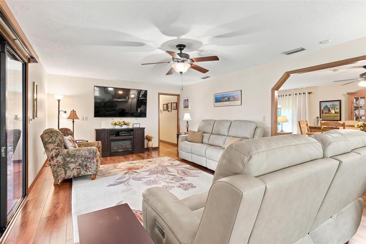 38700 LAKEVIEW DRIVE — photo 24 of 63