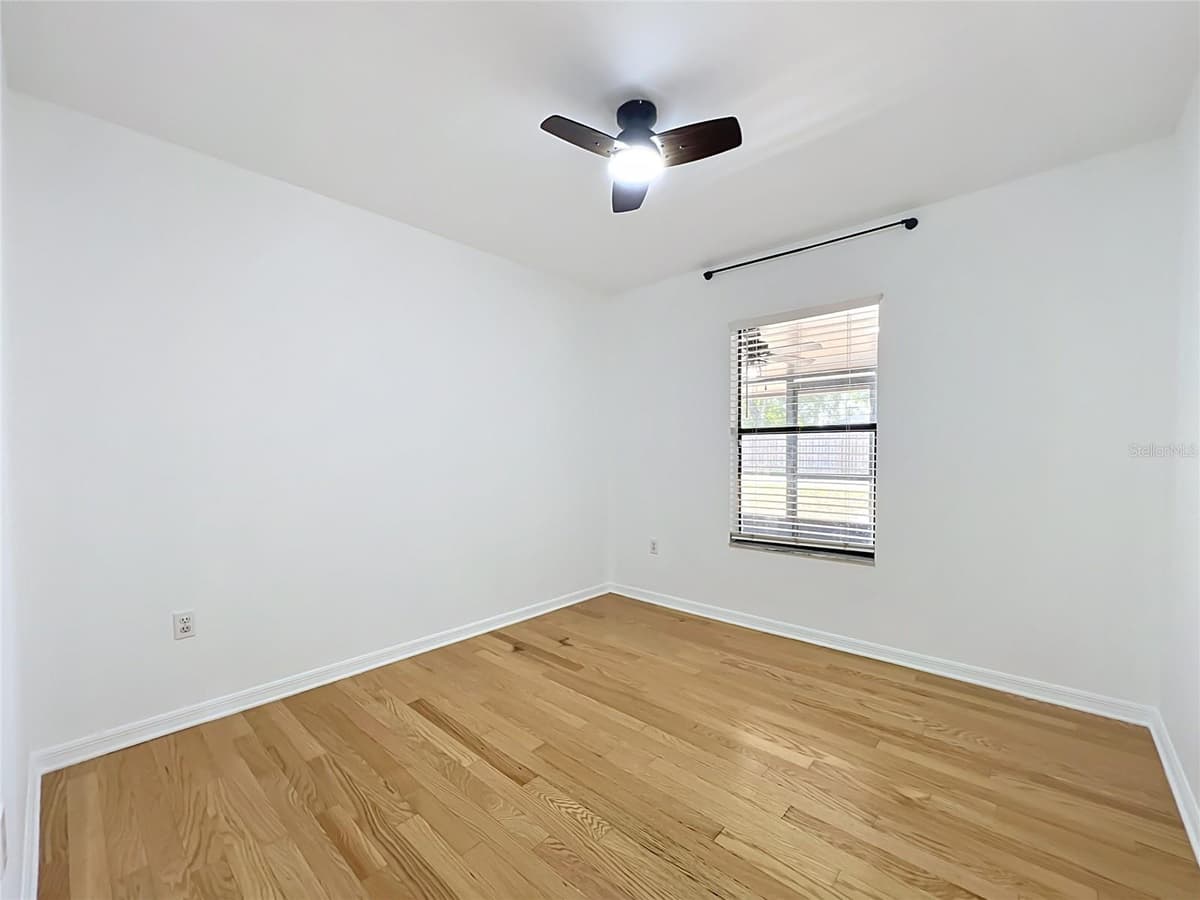 25121 ALGONQUIN AVENUE — photo 35 of 64