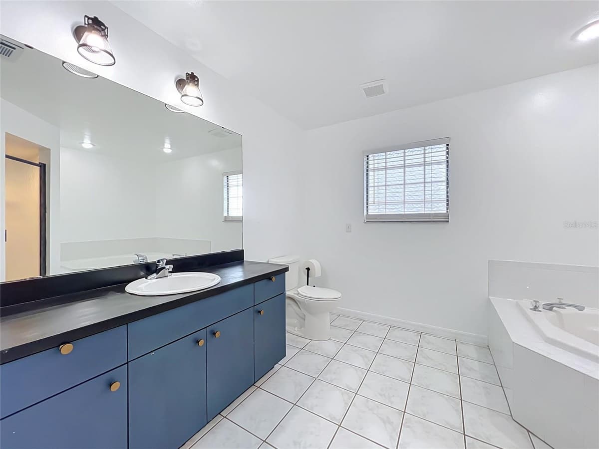 25121 ALGONQUIN AVENUE — photo 29 of 64