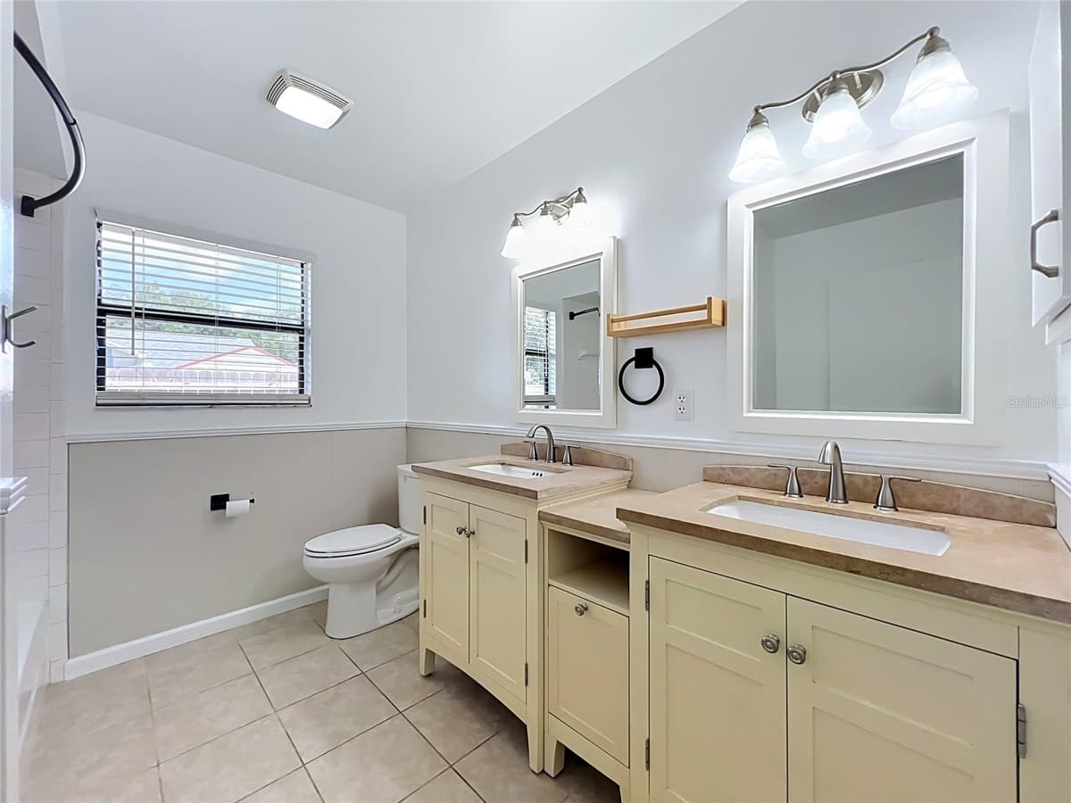 25121 ALGONQUIN AVENUE — photo 42 of 64