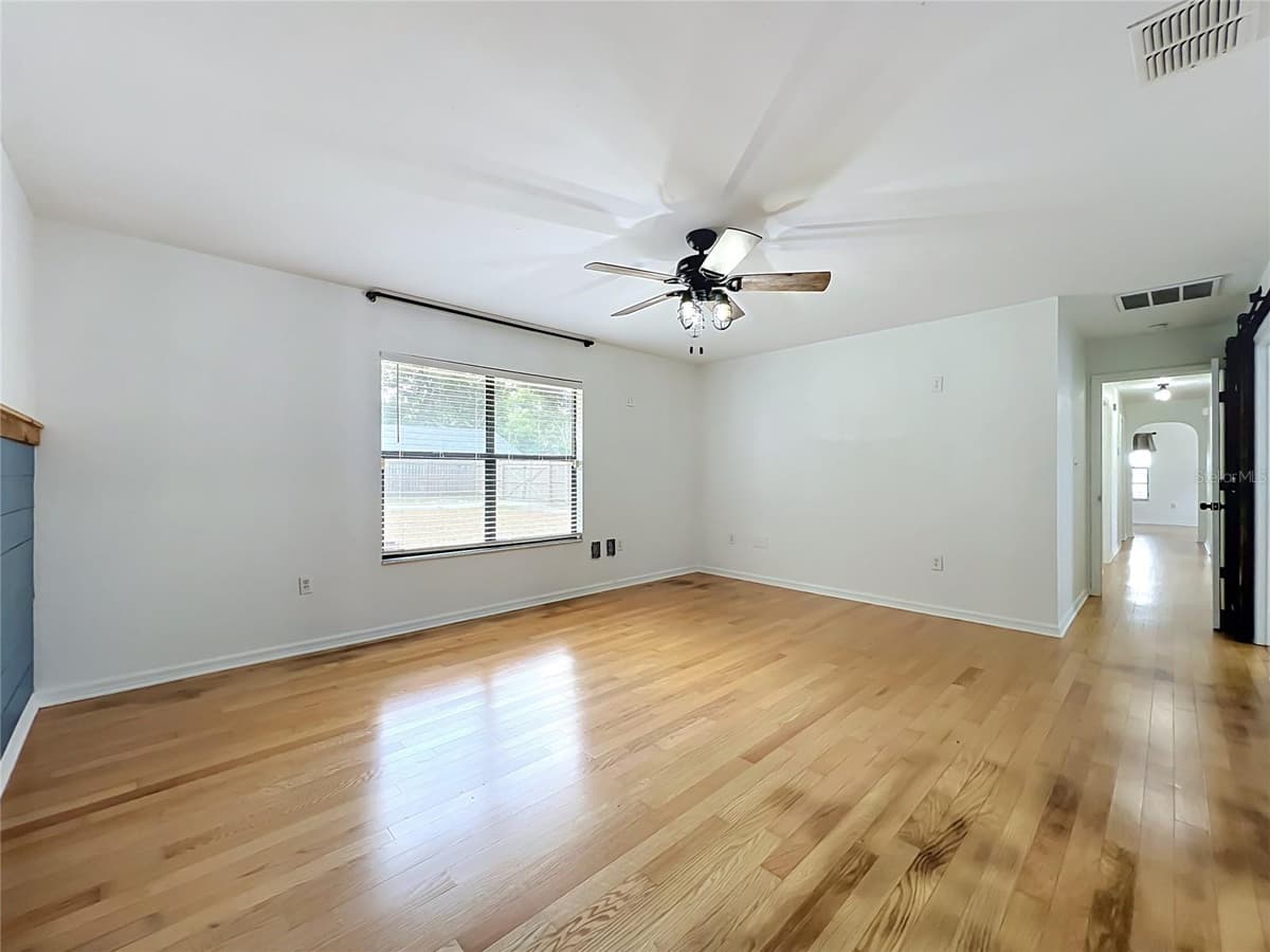 25121 ALGONQUIN AVENUE — photo 25 of 64