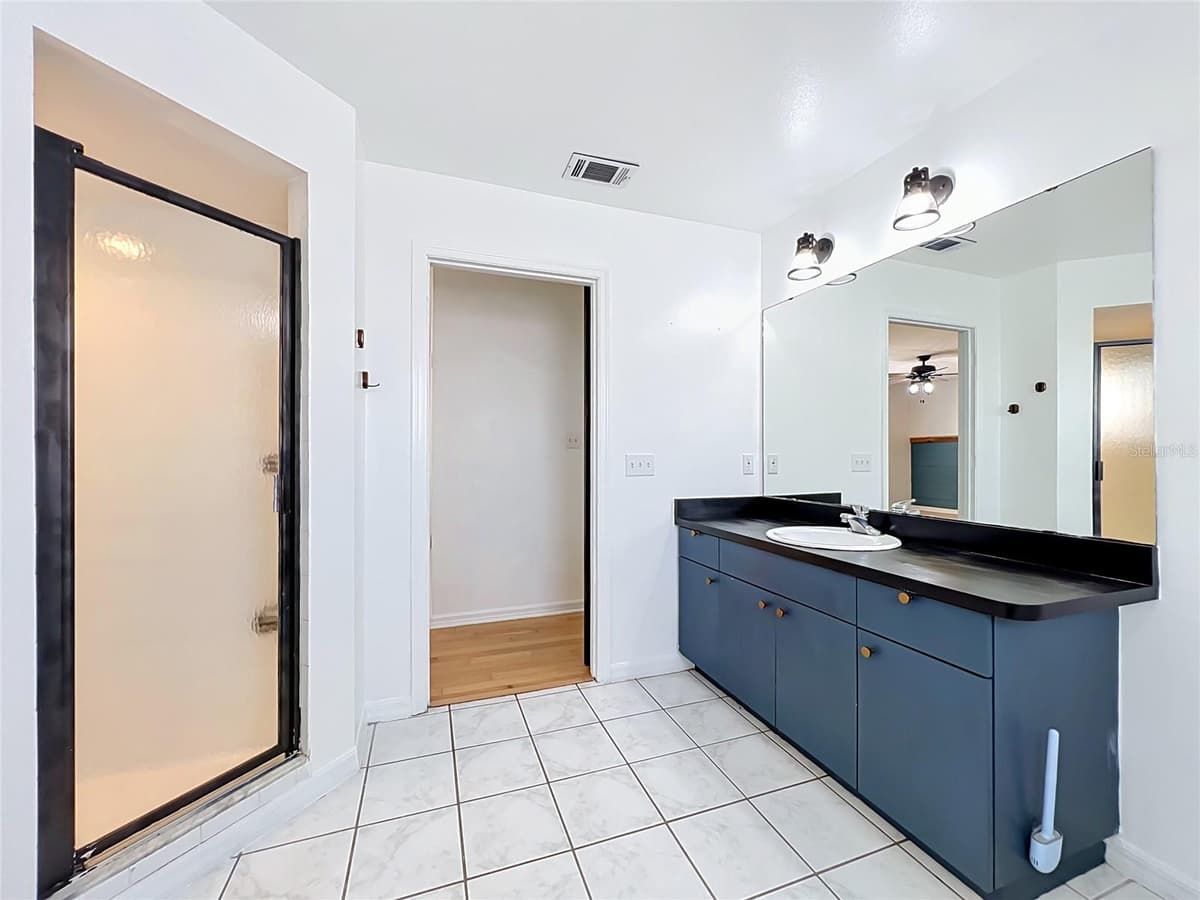 25121 ALGONQUIN AVENUE — photo 33 of 64