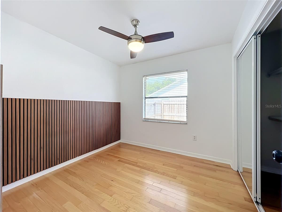 25121 ALGONQUIN AVENUE — photo 37 of 64