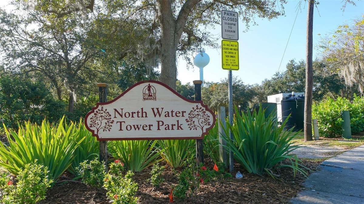 4102 ROYAL PALM AVENUE — photo 38 of 46