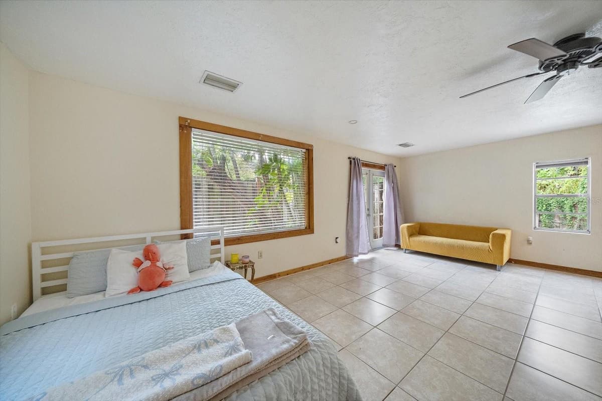 4102 ROYAL PALM AVENUE — photo 17 of 46