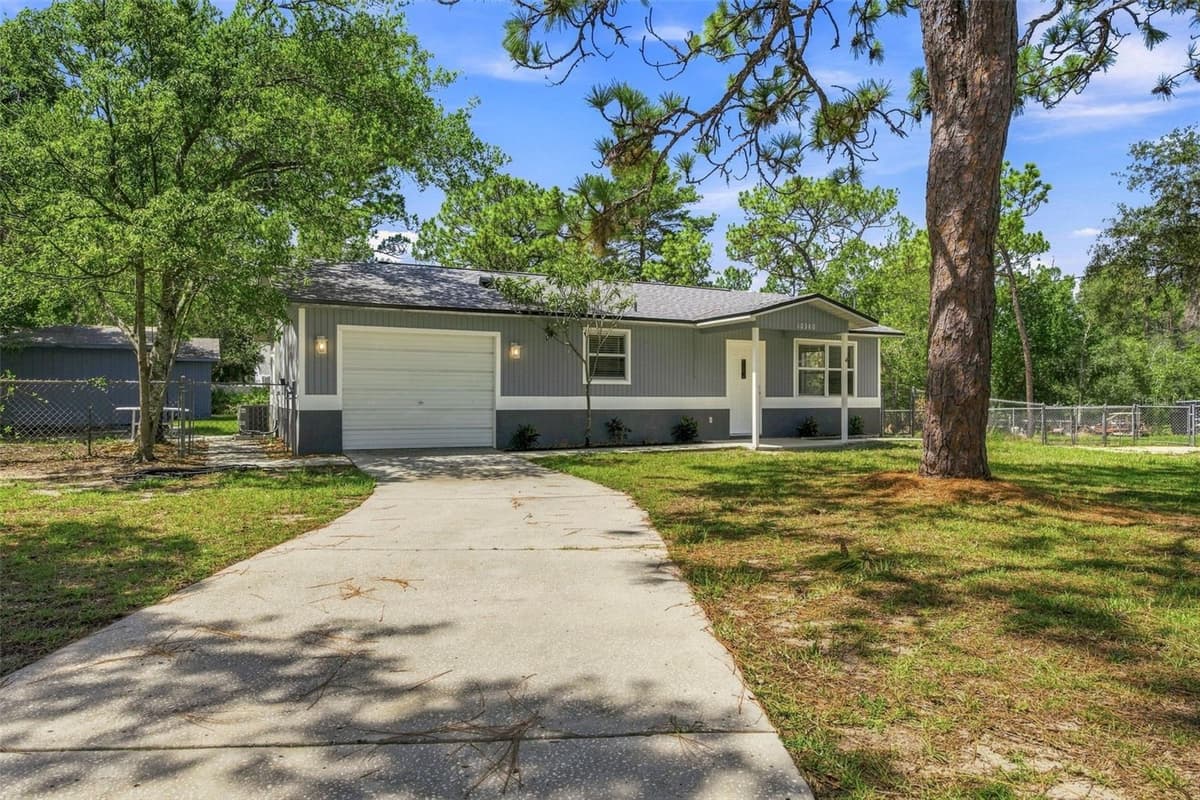 10380 GOLDEN AVENUE — photo 40 of 41
