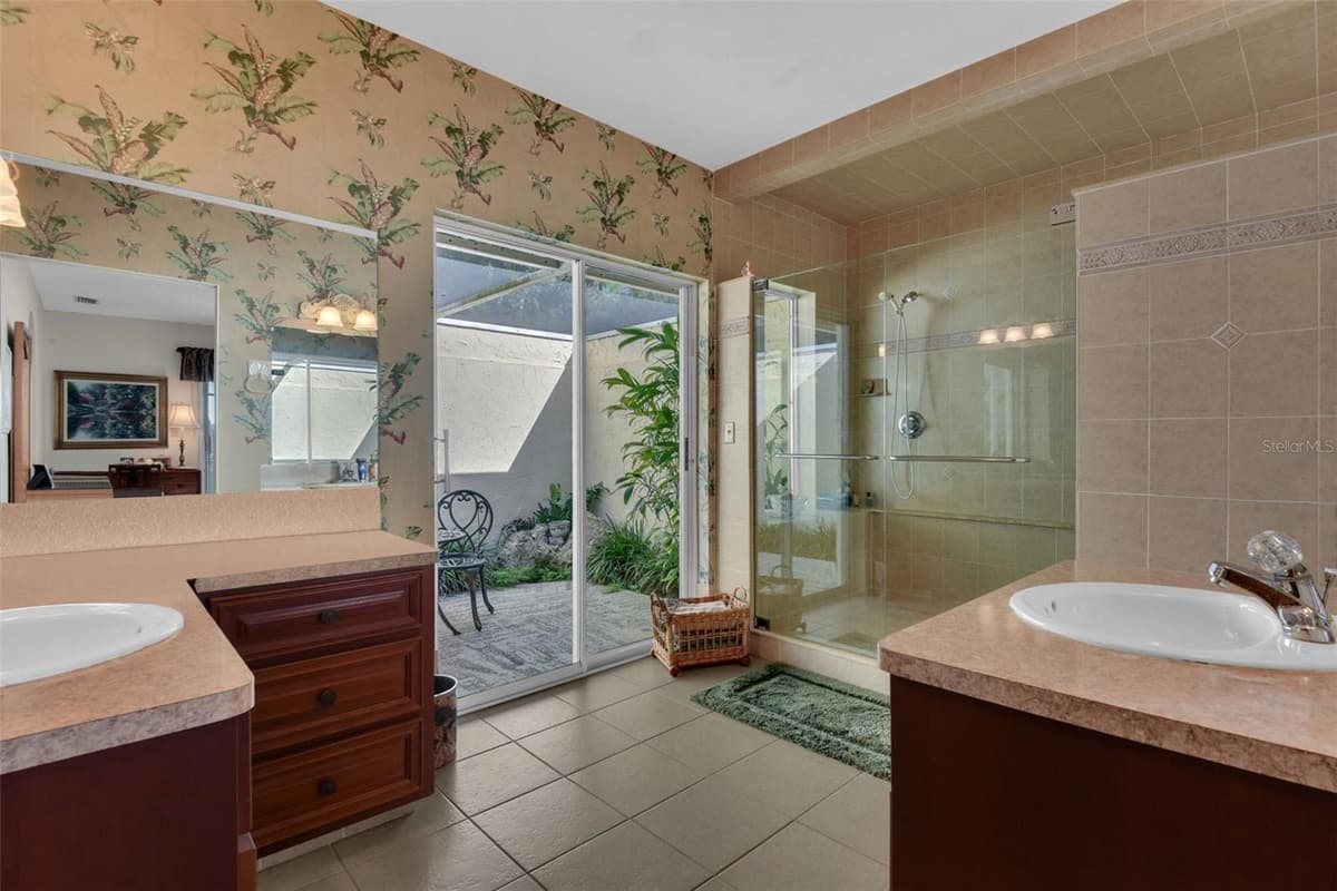 4589 COLLEEN STREET — photo 23 of 50