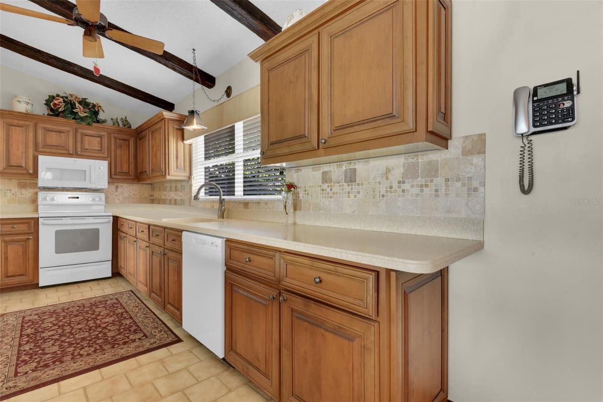 4589 COLLEEN STREET — photo 13 of 50