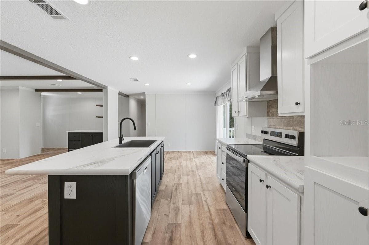 36625 CORD STREET — photo 23 of 60