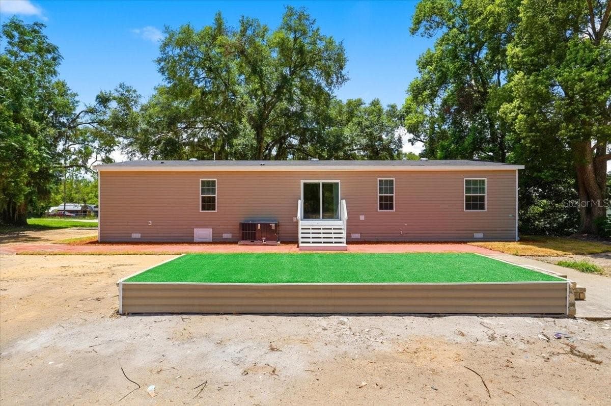 36625 CORD STREET — photo 11 of 60