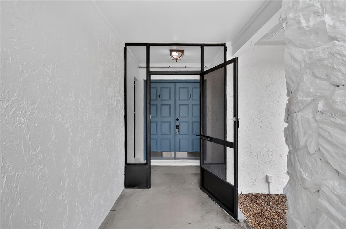 724 ISLETON DRIVE — photo 5 of 61