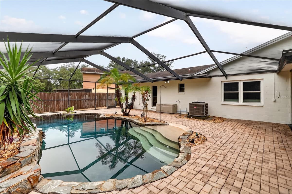 724 ISLETON DRIVE — photo 54 of 61