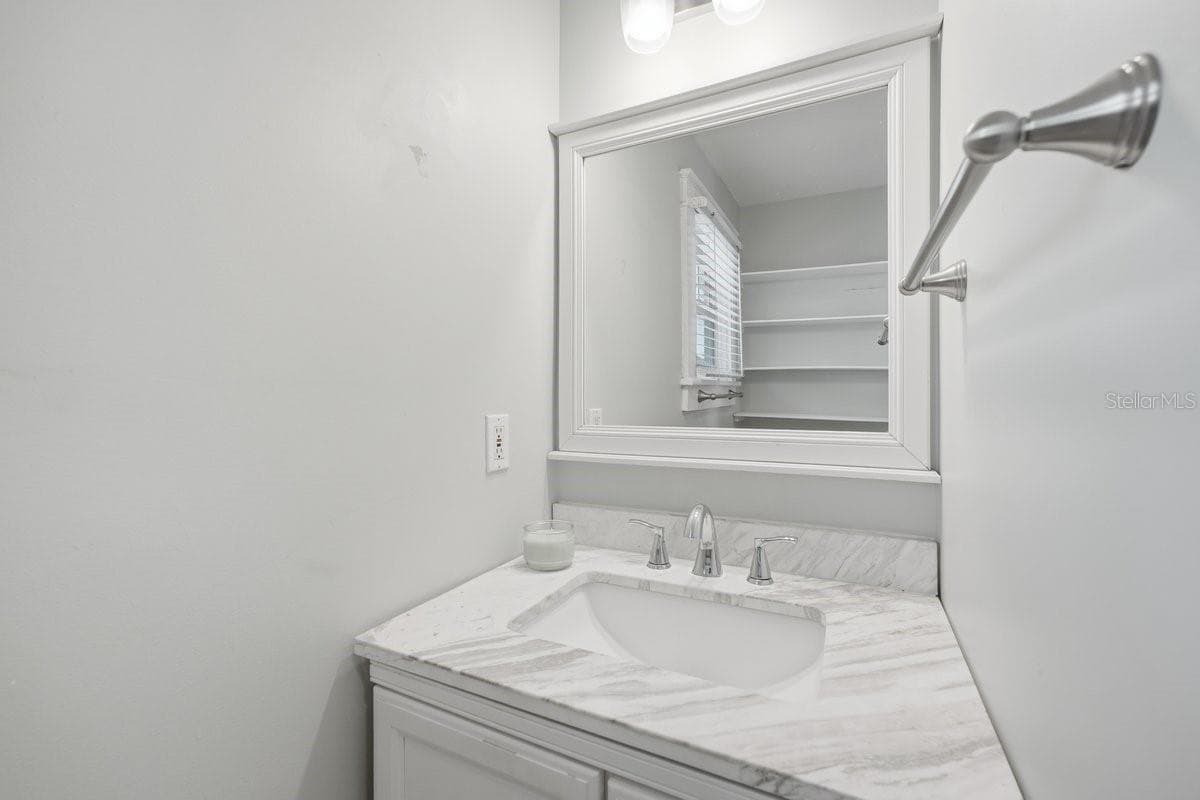 2048 5TH STREET — photo 24 of 33