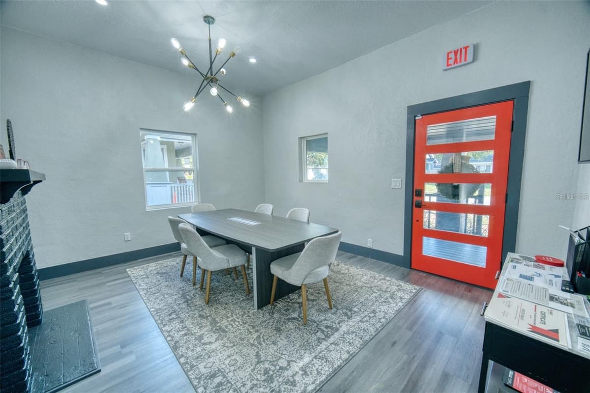 141 AVENUE E — photo 3 of 9