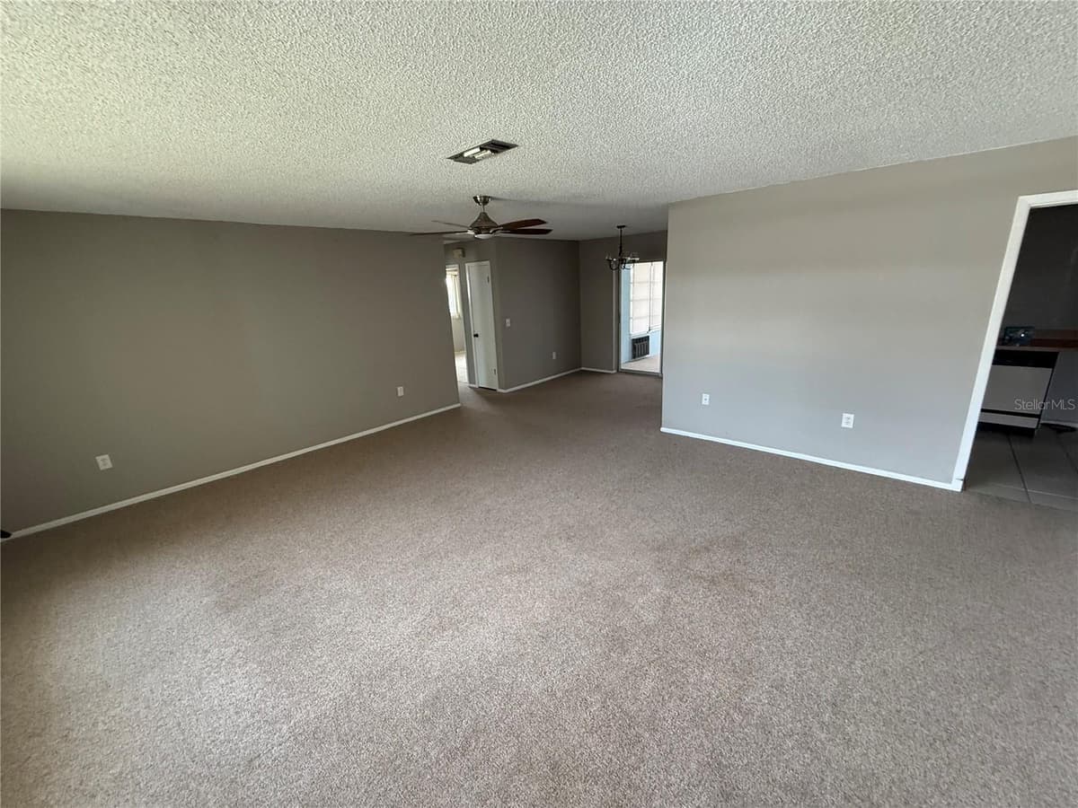 4212 NEIL LANE — photo 2 of 20