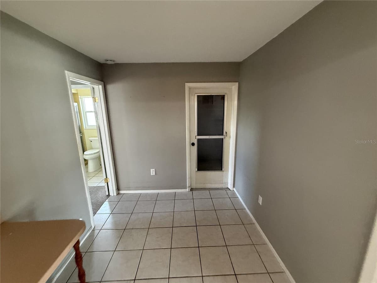 4212 NEIL LANE — photo 8 of 20