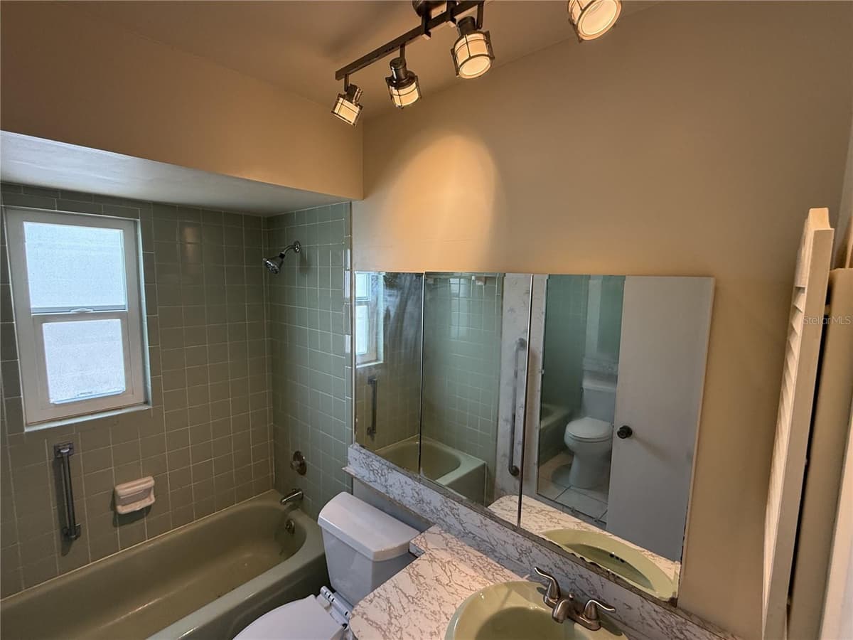 4212 NEIL LANE — photo 10 of 20