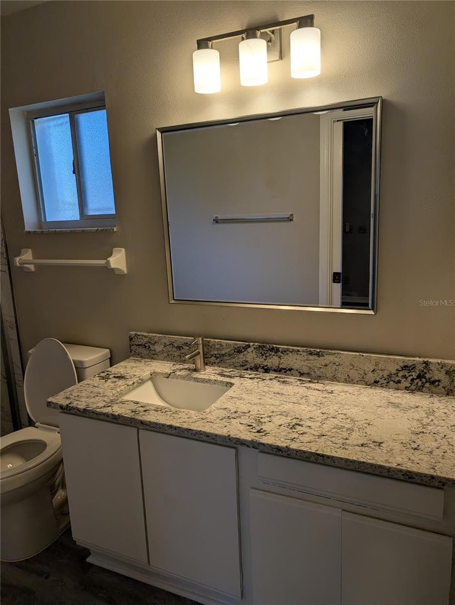 4205 BARRET AVENUE — photo 19 of 25
