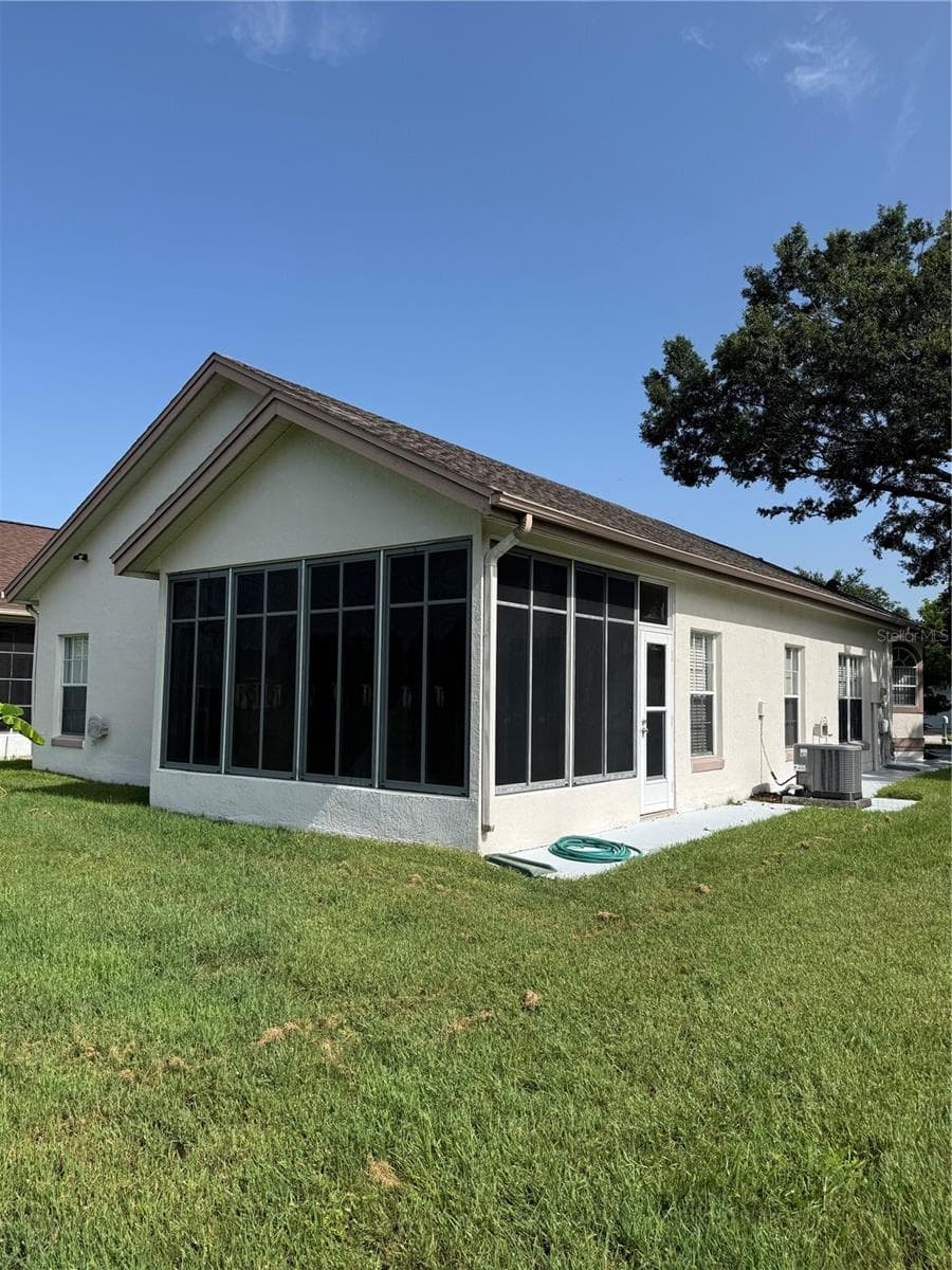 5754 PARKVIEW LAKE DRIVE — photo 4 of 48