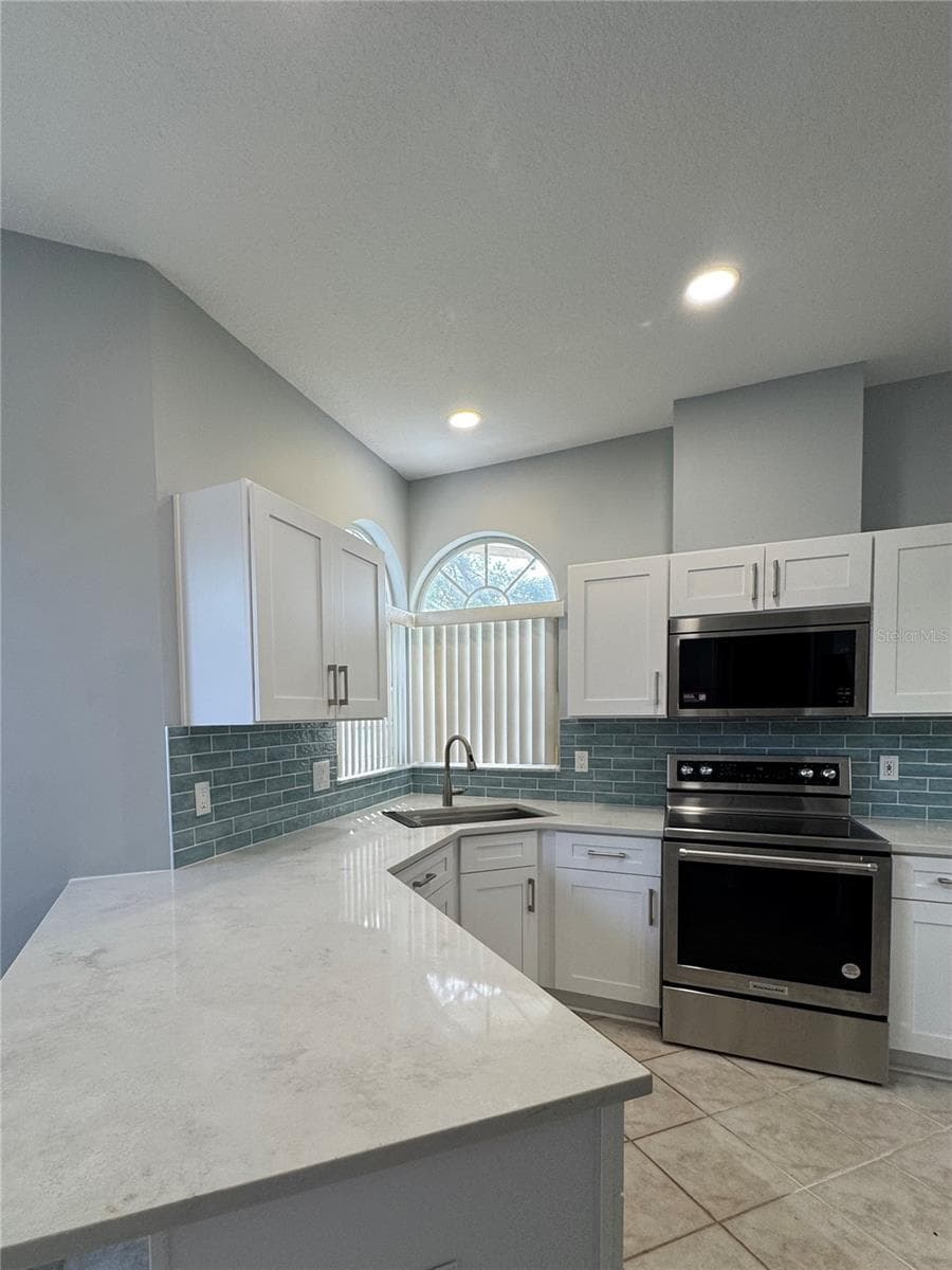 5754 PARKVIEW LAKE DRIVE — photo 37 of 48
