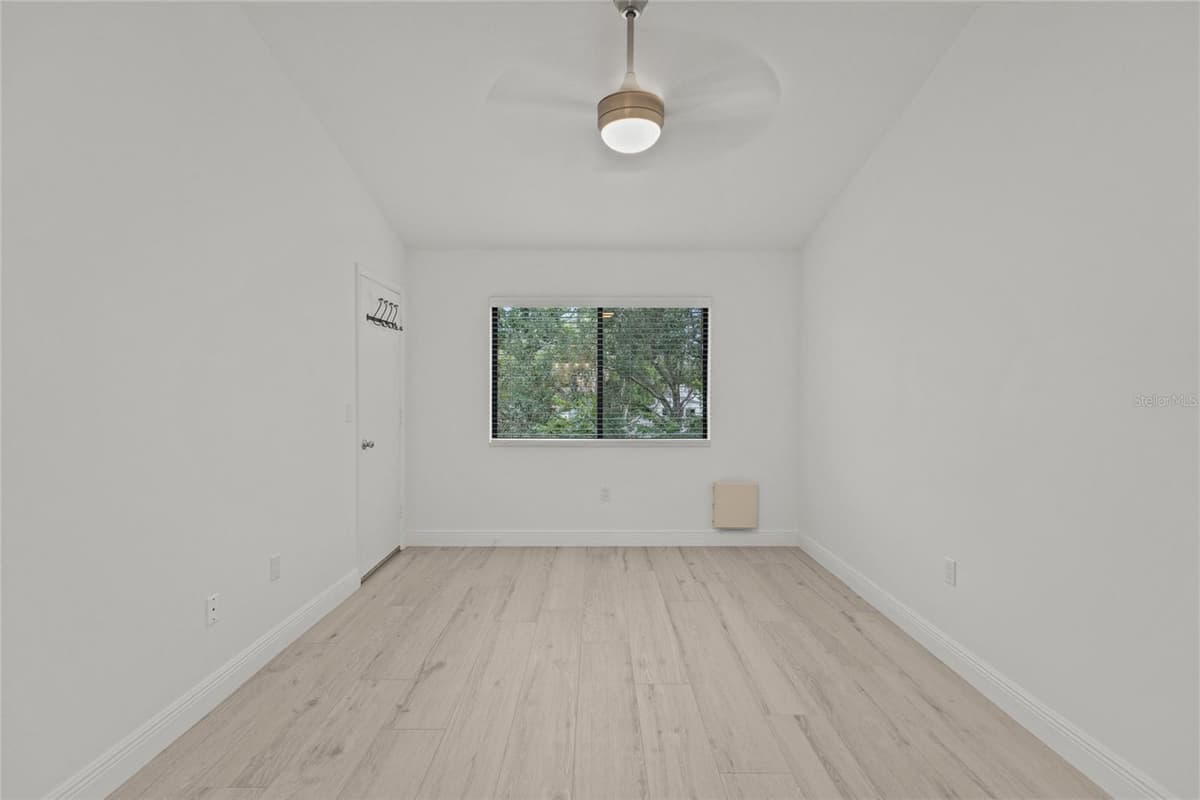 1508 PELICAN COVE ROAD — photo 16 of 38