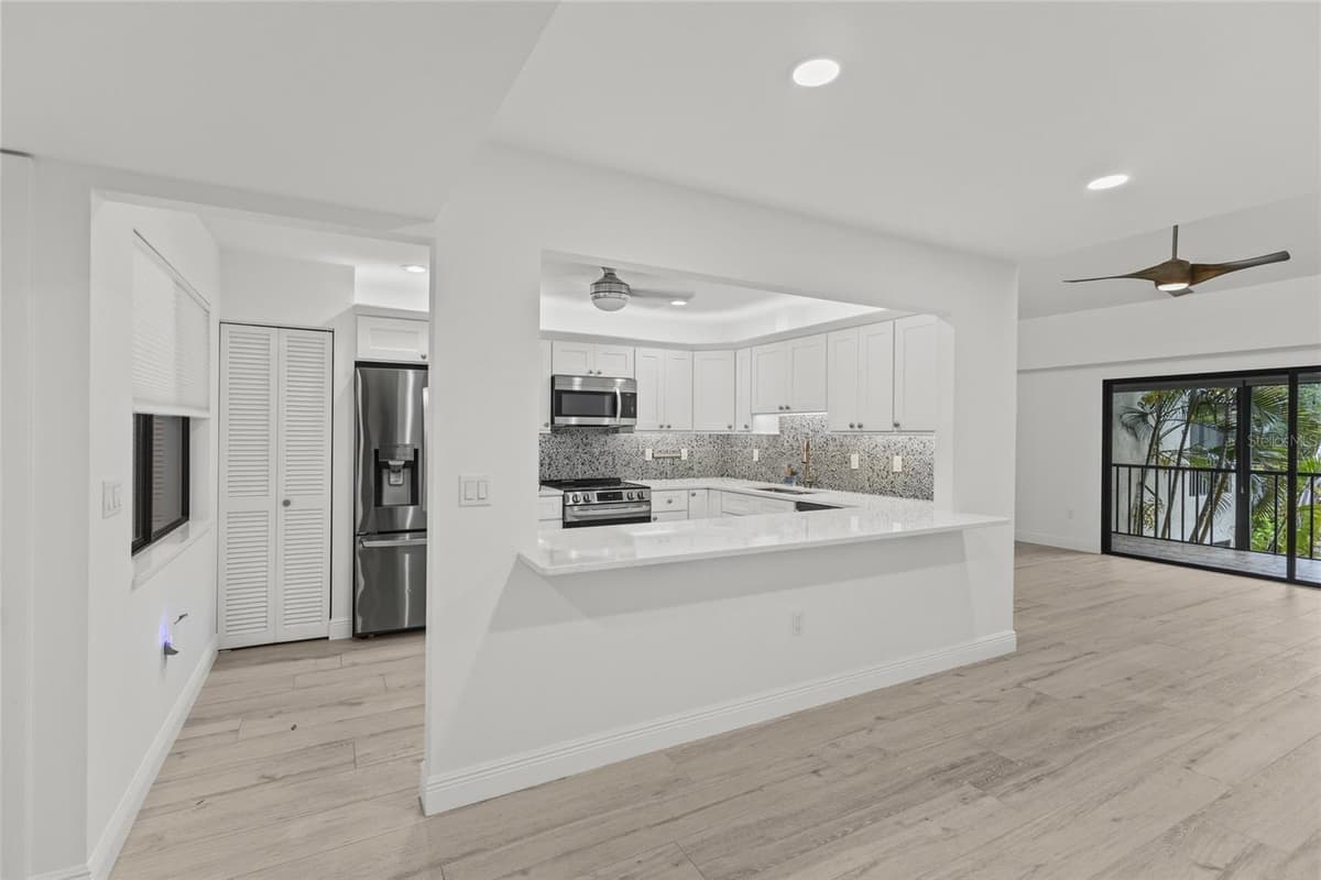 1508 PELICAN COVE ROAD — photo 5 of 38