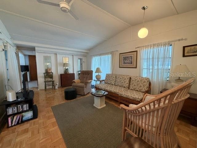857 GREEN CIRCLE — photo 3 of 26