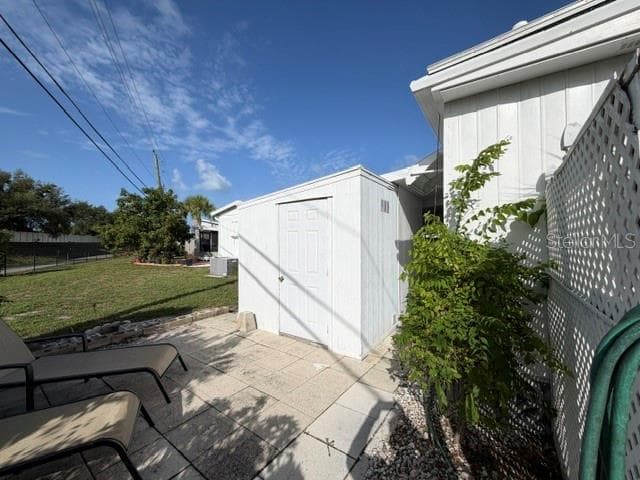 857 GREEN CIRCLE — photo 20 of 26