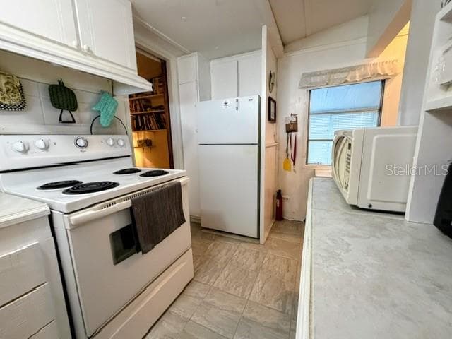 857 GREEN CIRCLE — photo 5 of 26