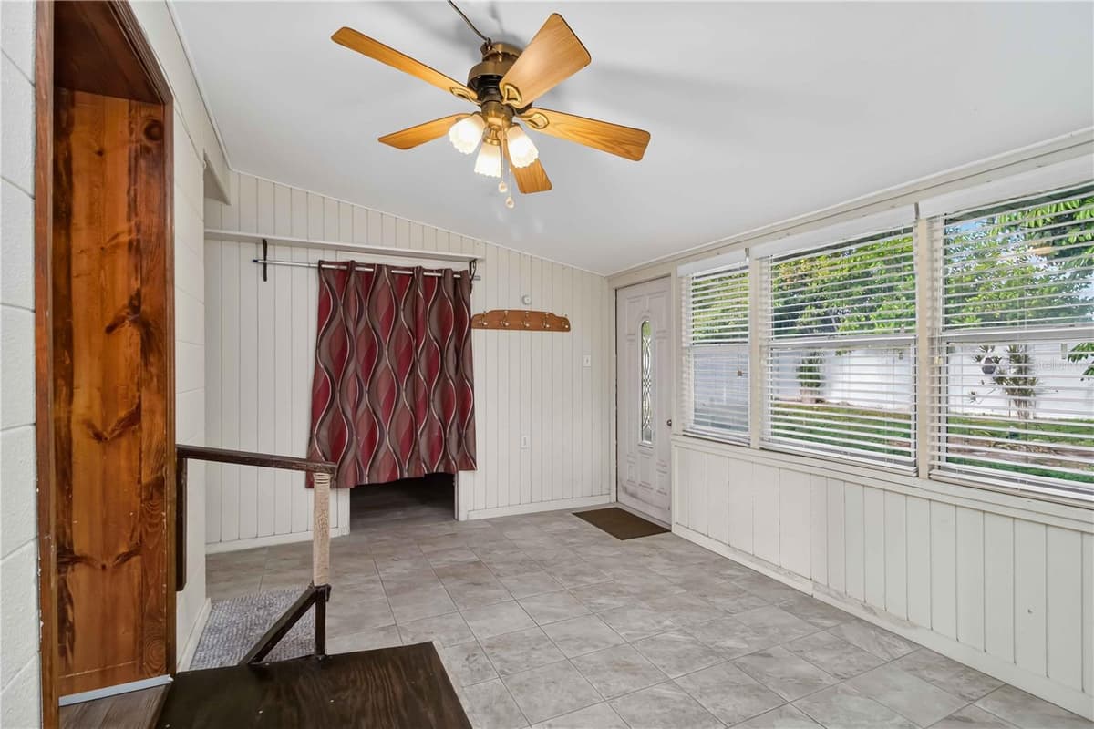 4704 PARK ACRES DRIVE — photo 12 of 44