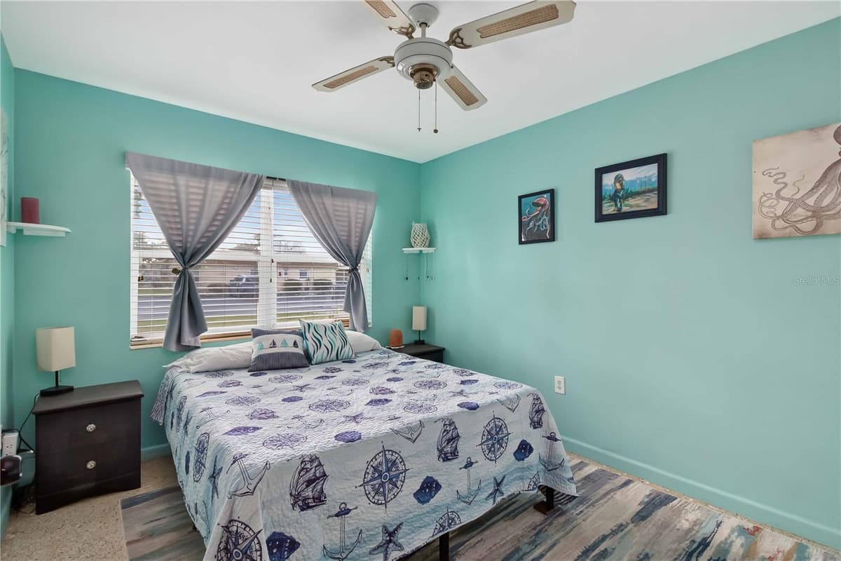4704 PARK ACRES DRIVE — photo 16 of 44