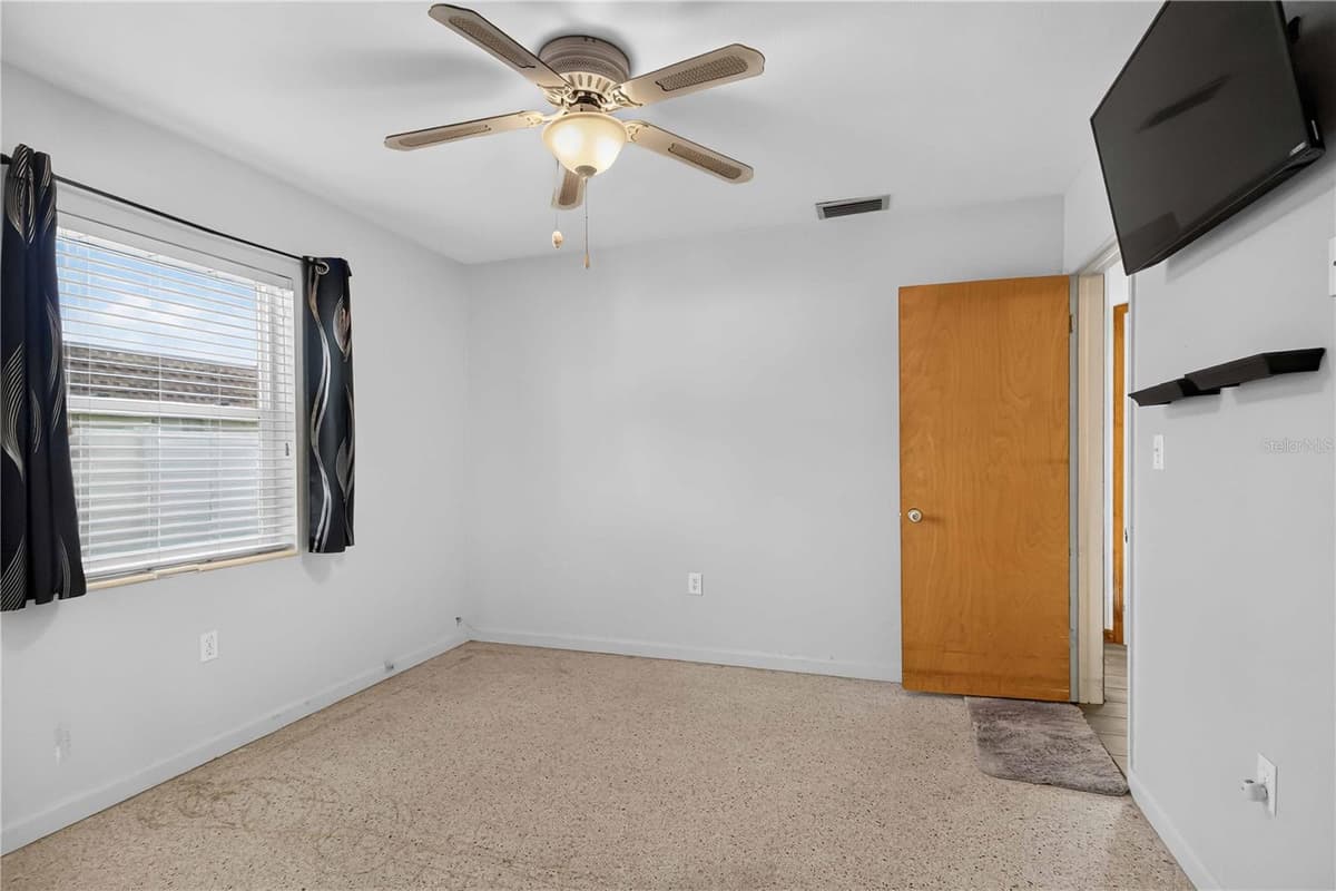 4704 PARK ACRES DRIVE — photo 27 of 44